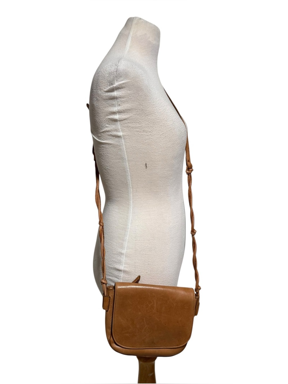Lucky Brand Leather twisted strap saddle flap Crossbody Bag purse Camel Cognac